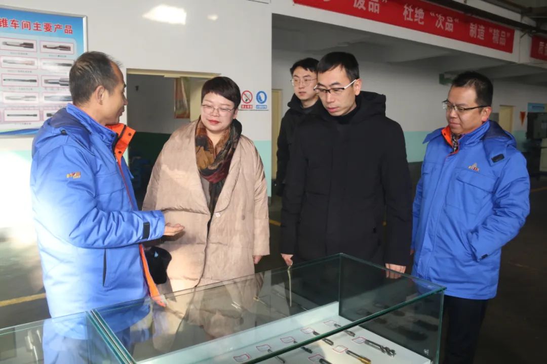 寶雞文理學院機械工程學院王肖燁院長一行蒞臨公司開展技術交流